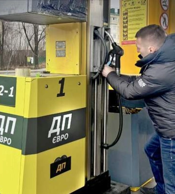 У двох областях викрили мережу підпільних АЗС