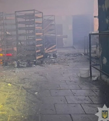 Воздушная тревога была почти все сутки. Россияне повредили телебашню и объекты энергетики в Сумской области