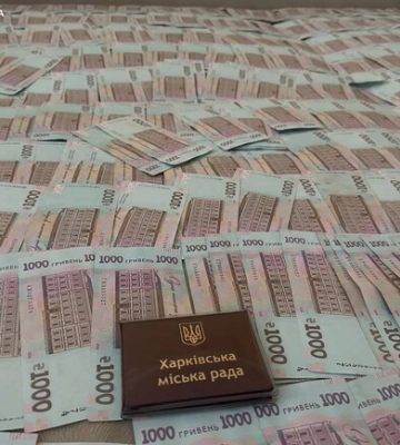 Чиновницу Харьковского горсовета поймали на "откатах" на ремонтах домов
