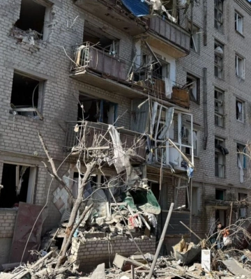 Российские войска ударили по Славянску, есть погибшие и более десятка раненых