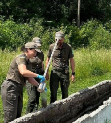 Брудний струмок і повний ігнор: комунальне підприємство Житомира отримало кримінальну справу за невиконання рішення суду