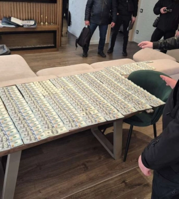 У Дніпрі ексвійськова за $20 тисяч обіцяла допомогти уникнути мобілізації через ВЛК. ФОТОрепортаж