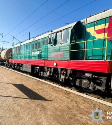 Ліг на колії: у Рівному пенсіонер загинув під колесами потяга