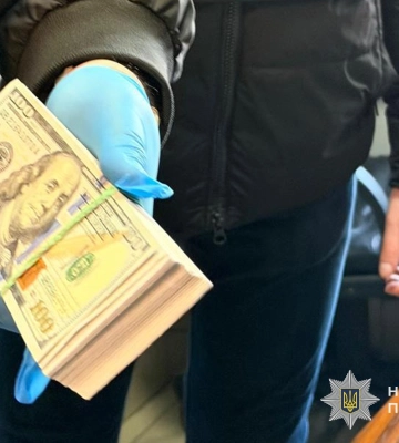 Обіцяв за чималу суму в доларах «вирішення питання» з уникненням мобілізації - затримано тернополянина