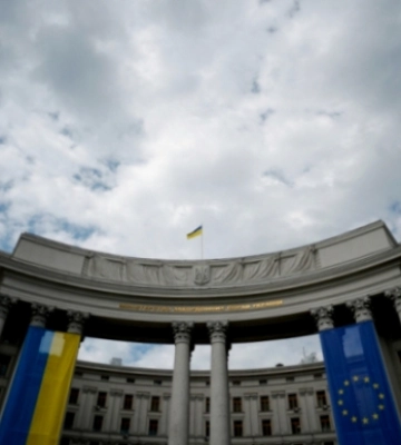 Київ різко відреагував на резолюцію Угорщини щодо України