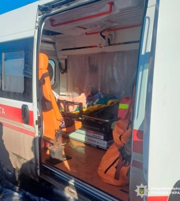 З прифронтового села на Харківщині поліціянти евакуювали дитину з інвалідністю
