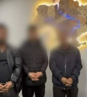 На Закарпатье ромы напали на ТЦК с палками: разбили служебный автобус