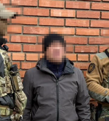 Коригував обстріли РФ. Екскерівник стратегічного підприємства на Донеччині отримав підозру