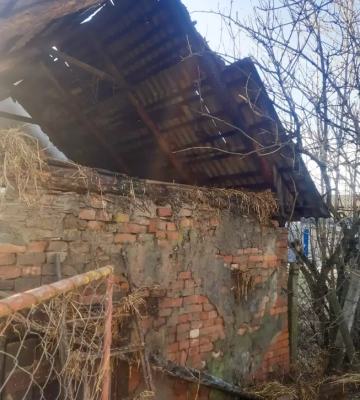 Ужгородські вогнеборці ліквідували пожежу в господарській споруді