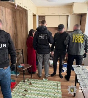 $13 тисяч за втечу: на Закарпатті викрили канал незаконного переправлення чоловіків через кордон