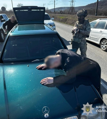 На Закарпатті перекрито ще один канал переправлення ухилянтів через кордон, - поліція