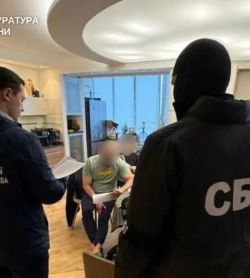 Продали "документів" на 17 млн: викрито схему легалізації іноземців у ЄС