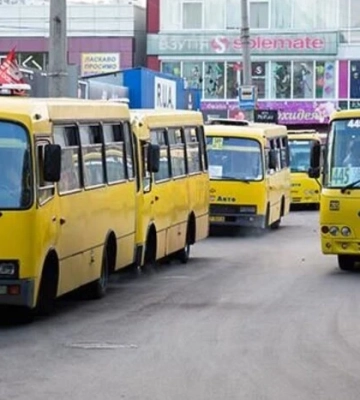 У Києві на деяких маршрутках фіксують підвищення вартості проїзду