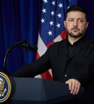 Зеленский: США могут помочь закончить войну, но нужно давление на Россию, а не на меня