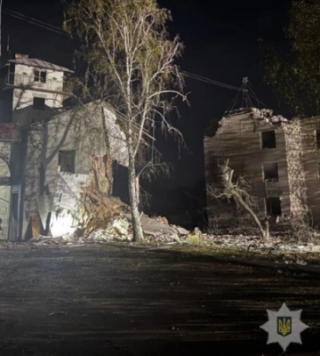 У Шостці через удар РФ знищена будівля райуправління поліції, 22 людини поранені – МВС
