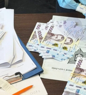 «Экспорт окон» и фейковые документы: во Львовской области ликвидировали еще две схемы для уклонистов