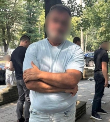 У Києві за шахрайство судитимуть пенсіонера, який за гроші обіцяв посади у прокуратурі