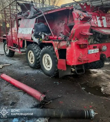 Харківщина: рятувальники двічі потрапили під повторні удари РФ під час гасіння пожеж