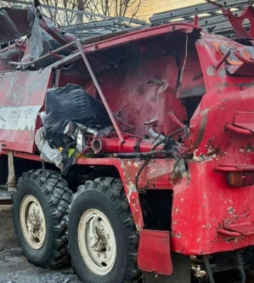 ДСНС: Росія двічі атакувала рятувальників під час ліквідації наслідків удару на Харківщині