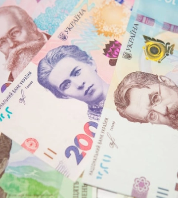Зарплати до 104 тисяч: у яких держорганах платять найбільше