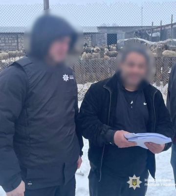 На Одещині двоє іноземців реалізовували підроблені американські долари