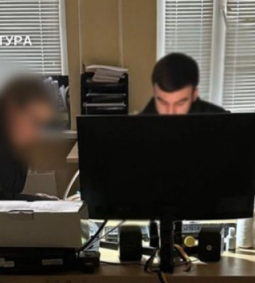 Посадовицю управління освіти Деснянської РДА Києва судитимуть за переплату 1,8 млн грн за електроенергію