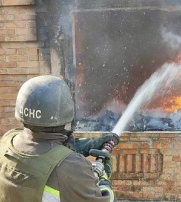 Ворог атакував три райони Дніпропетровщини: четверо поранених, один з них - у важкому стані
