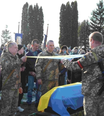 Війна забрала ще одне молоде життя: на Волині попрощалися із захисником Богданом Дідиком