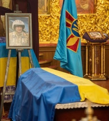 Із полеглим комбригом 39 бригади, Героєм України Олександром Довгачем попрощалися у Житомирі. ФОТОрепортаж