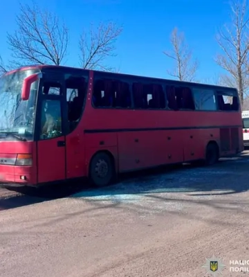 Харківщина: окупанти вдарили по рейсовому автобусу, є жертви