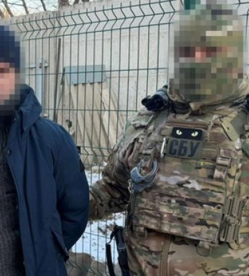 СБУ затримала двох коригувальників ФСБ, які наводили ракетні удари по Дніпру та Кривому Розі. ФОТОрепортаж