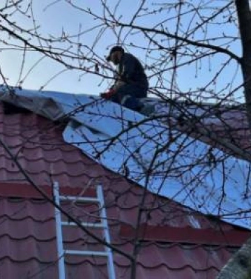 У Миколаєві ліквідовують наслідки атаки ворожих БпЛА