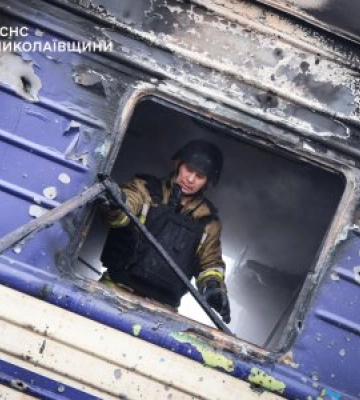 Внаслідок атаки шахедів у Миколаєві пошкоджено обʼєкт транспортної інфраструктури