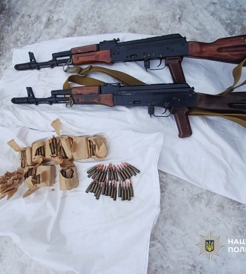 У Чернігові поліція та СБУ перекрили потужний канал збуту зброї та боєприпасів. ФОТО