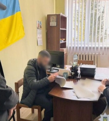 Привласнив донати на ЗСУ: на Хмельниччині керівник благодійного фонду отримав підозру
