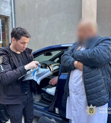 В Одесі лікар хотів нажитись на хворому пацієнтові
