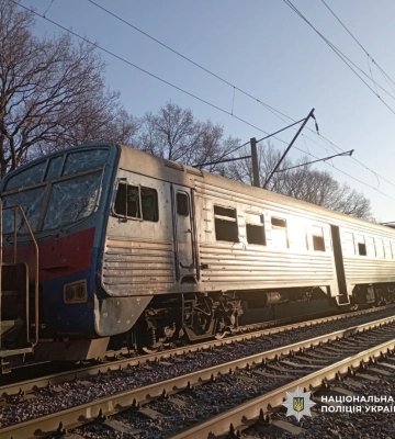 Російський дрон вибухнув біля електропотяга на Харківщині: четверо постраждалих