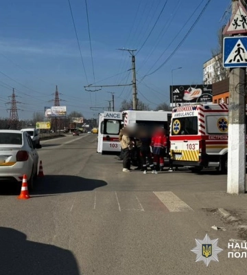У Кропивницькому легковик під кермуванням жінки на пішохідному переході збив дитину