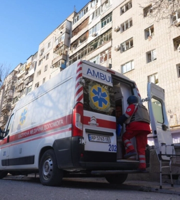 Войска рф атаковали жилой район Запорожья, есть жертва и раненые