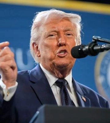 Трамп закликав низку країн направити свої кораблі до Ормузької протоки