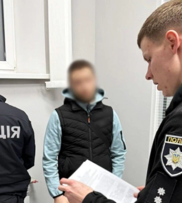 В Житомире задержали мужчину за попытку подкупа следователя с целью закрытия уголовного дела о хулиганстве