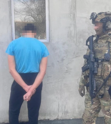На Львівщині повідомлено про підозру чоловіку, який за гроші збував дитяче порно