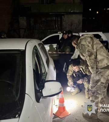 У поліції розповіли подробиці вибуху біля будинку в Черкасах (ФОТО, ВІДЕО)