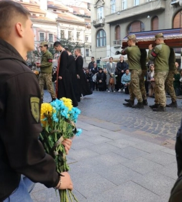 Василь Мазур, Роман Горячий, Андрій Бучак. Прощання у Львові у понеділок