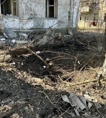Ворог атакував Дніпро: поранено чоловіка, пошкоджено житловий будинок та авто (оновлено)