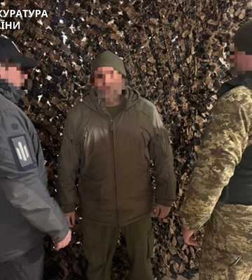 Начальник финслужбы в/ч на запорожском направлении незаконно начислял "боевые"