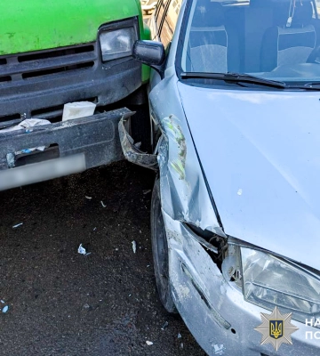 Внаслідок ДТП у Рівному потрапив до лікарні водій маршрутного таксі, - поліція