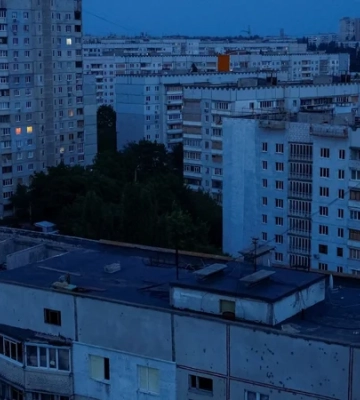 ДТЭК опубликовал графики отключений на 16 марта для Киевской, Днепропетровской и Одесской областей