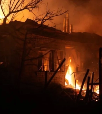 Взрывы в Запорожье: повреждены дома, есть пострадавшие