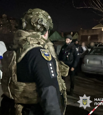 У Черкасах чоловік підірвав гранату біля будинку